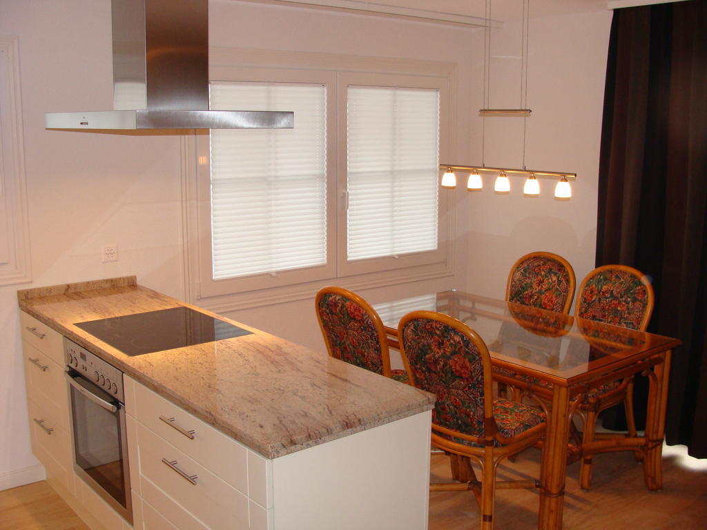 Apartment Residence Caprice Γκρίντελβαλντ Δωμάτιο φωτογραφία